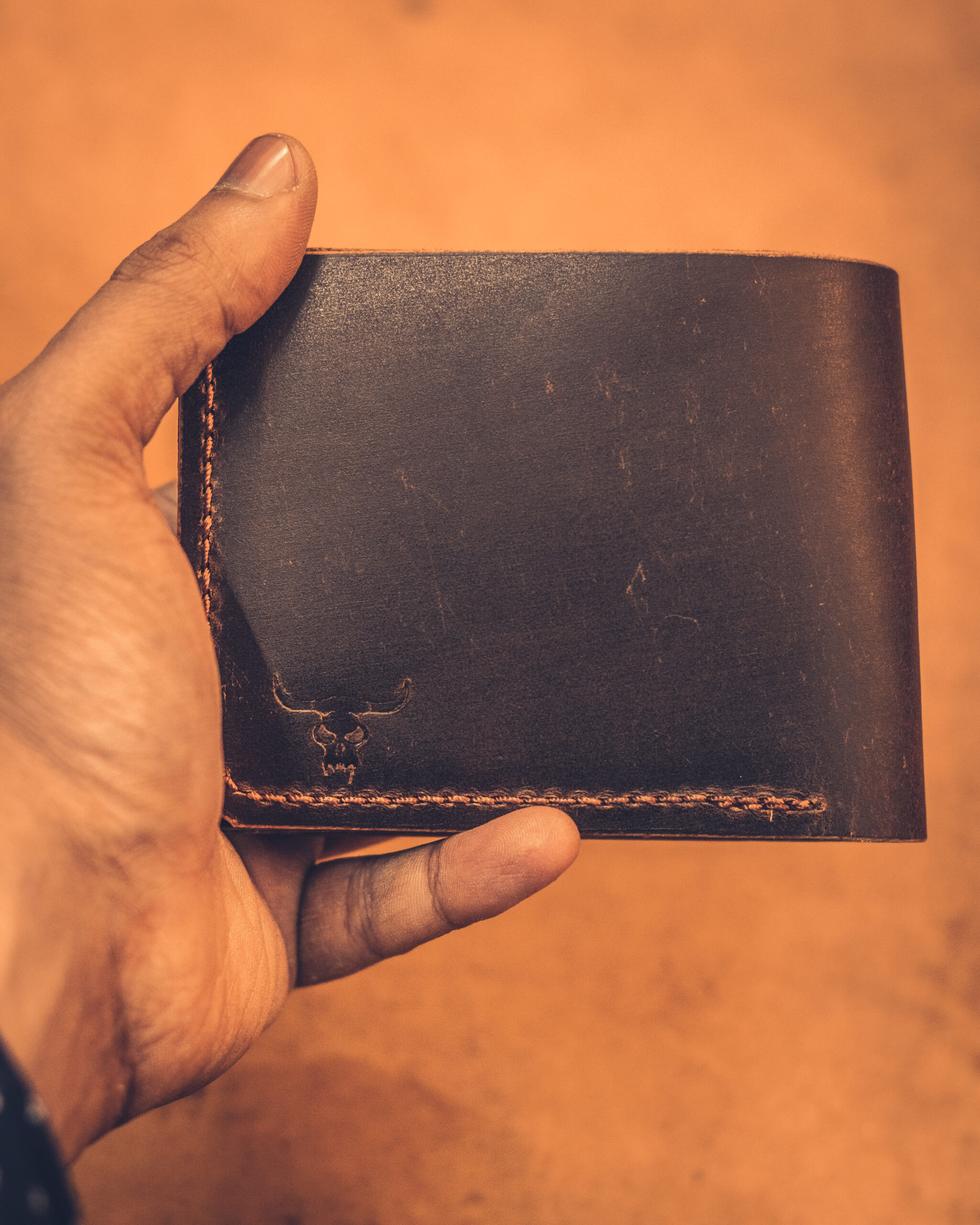 Mid Flap Bi-fold - Image 2