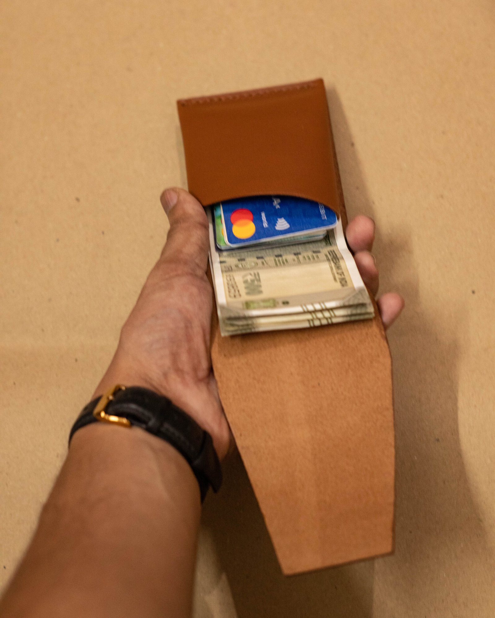 Majestic Tan Trifold Tucker - Image 4